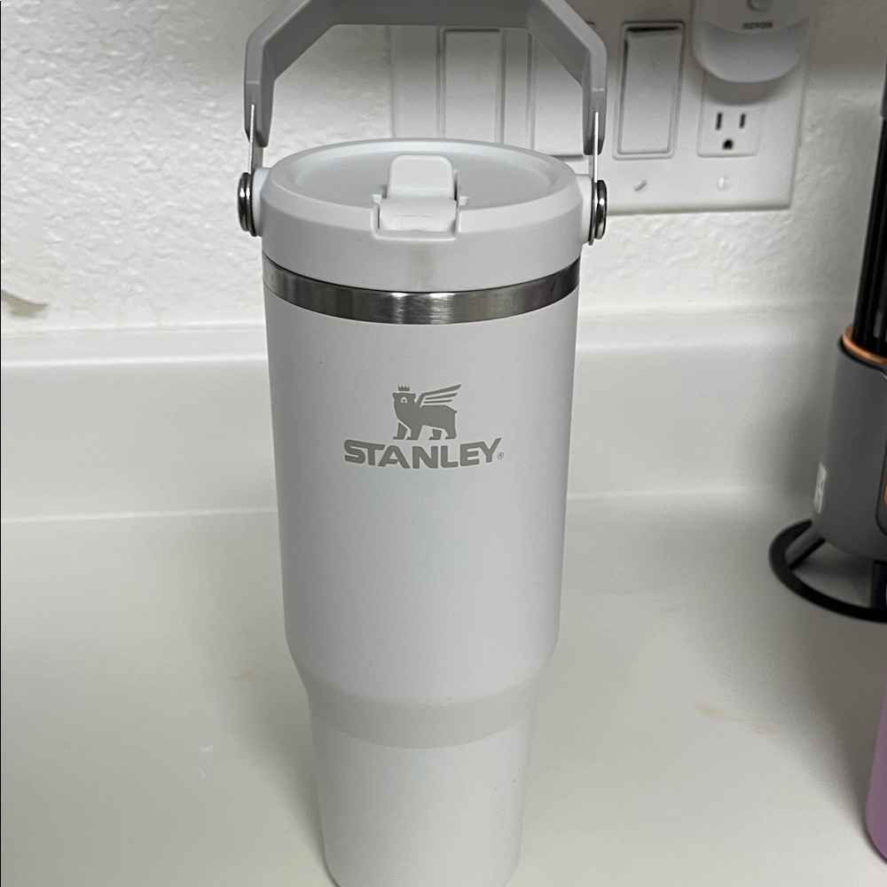 Stanley Classic White Tumbler 30 oz